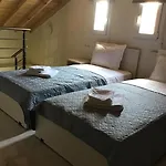 Case de vacanță Natalia House *